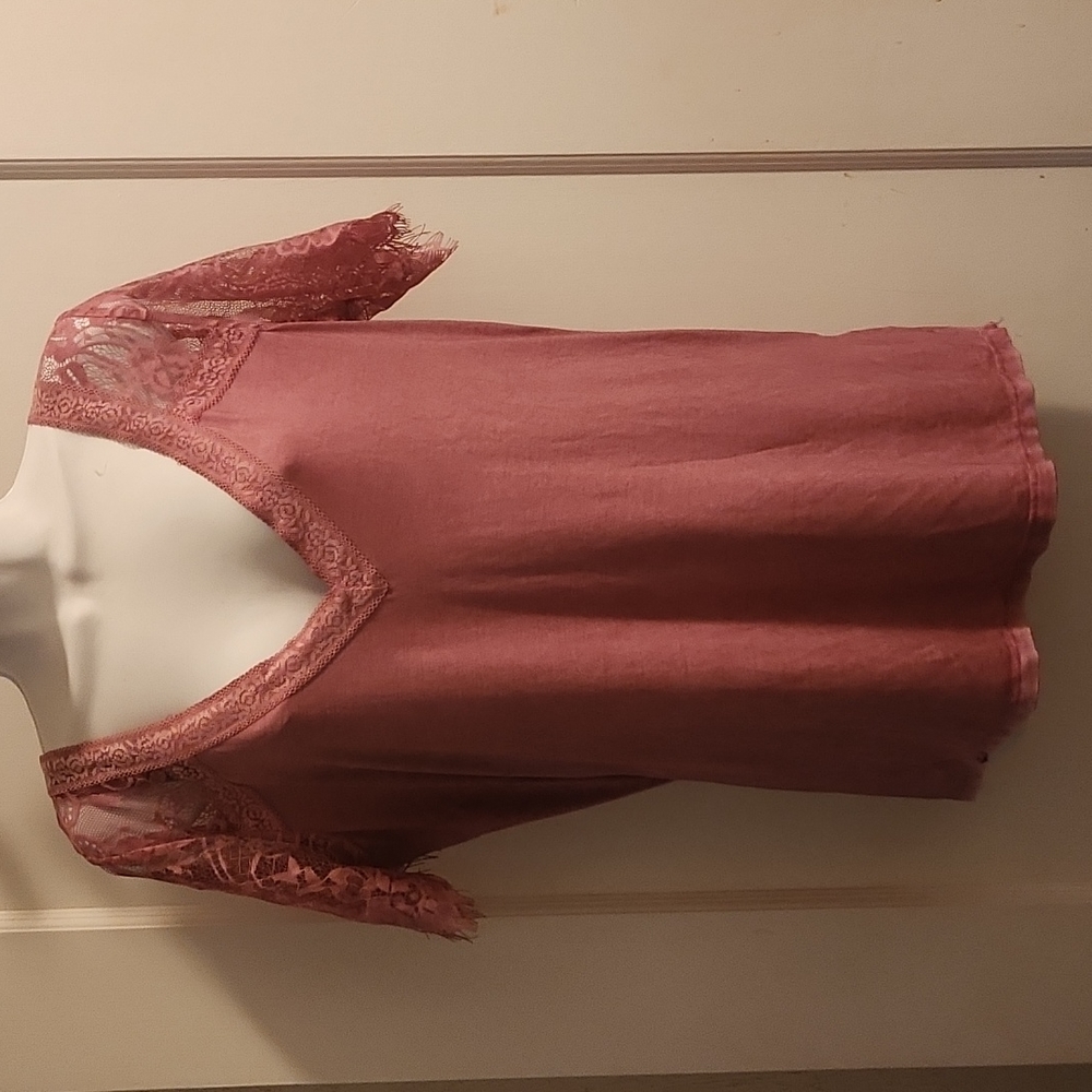 Pol Mauve Lacey Pullover Top